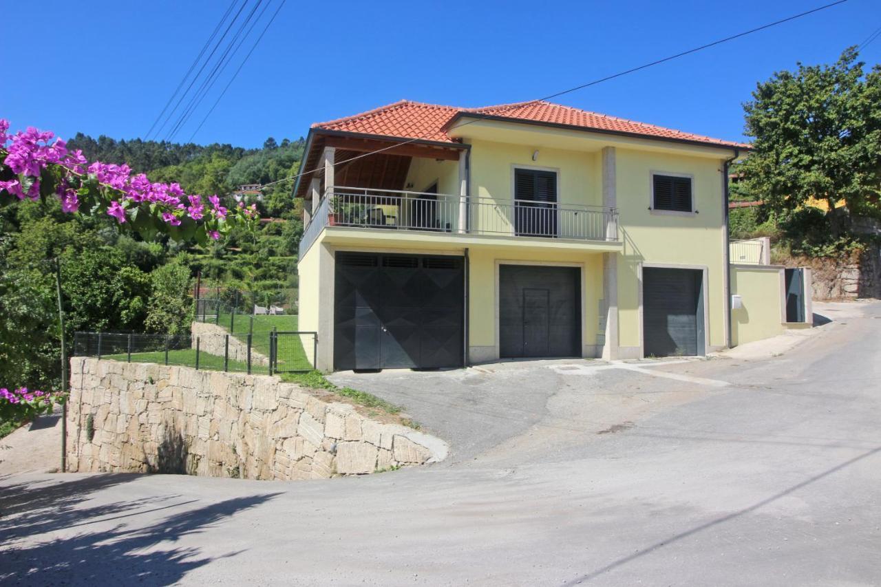 Casa Dos Henriques Geres By Geres Casas Villa Bagian luar foto